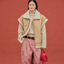 Load image into Gallery viewer, Womens Camel Thick Fur Sheepskin Shearling Leather Vest