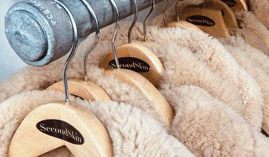 Natural Insulation from Wool Lining in Sheepskin Jackets