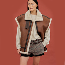 Load image into Gallery viewer, Brown Women Sheepskin Shearling Aviator Leather Vest
