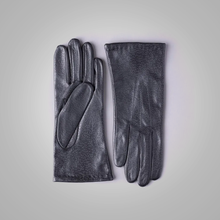 Load image into Gallery viewer, New Women Hand-Sewn Gloves Perfect Strech Lambskin Genuine Leather Gloves
