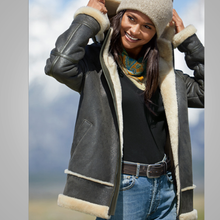 Load image into Gallery viewer, Women B3 Flying RAF Aviator Real Fur Leather Bomber Jacket
