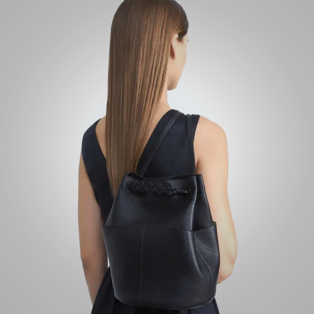New Womem Small 8-Knot Pebbled Leather Convertible Backpack