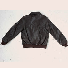 Load image into Gallery viewer, Men Horseskin Brown A2 Flying Leather Bomber Jacket
