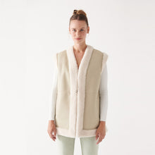 Load image into Gallery viewer, Women&#39;s Sheepskin Beige Leather Shearling Vest
