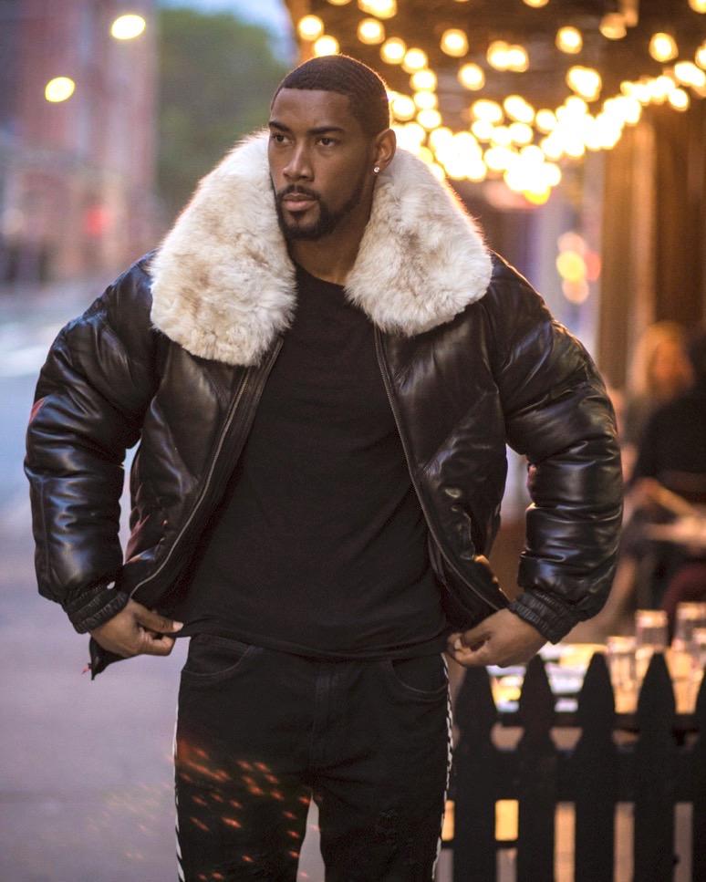 MEN V BOMBER JACKET - BLACK (OFF WHITE FUR) - Shearling leather