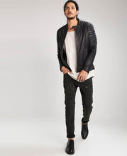 Load image into Gallery viewer, Sung Black Quilted Leather Jacket - Shearling leather

