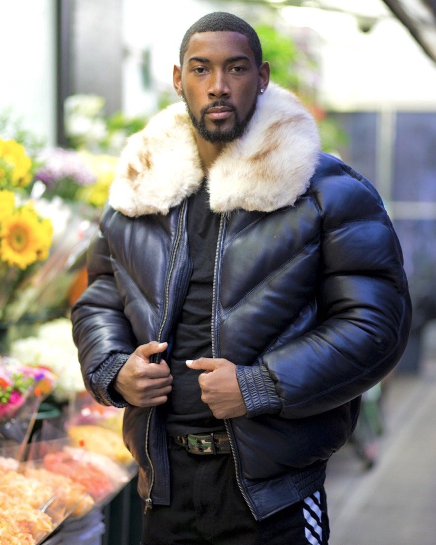 MEN V BOMBER JACKET - NAVY BLUE (OFF WHITE FUR) - Shearling leather