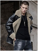 Load image into Gallery viewer, Shearling Jacket Short Fur Coat Leather Jacket Fashion Loose Thick Winter Mens Coats
